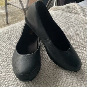 Keen Black Minimalist Flats